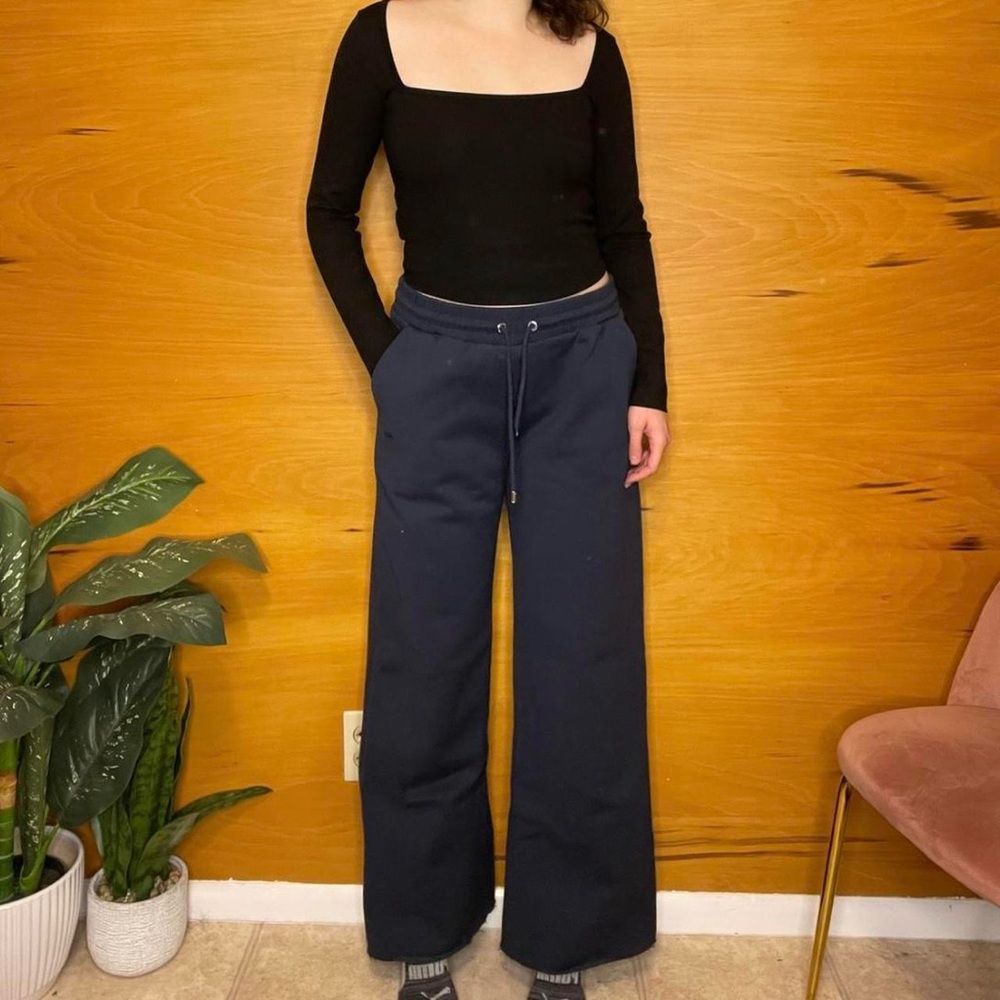 Frame navy flare sweatpants